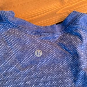 Blue lululemon men’s metal vent t-shirt